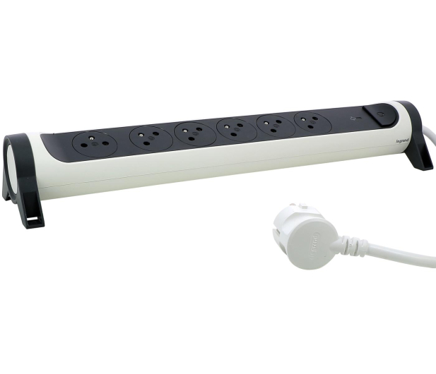 LEGRAND Przedłużacz ochronny - 6 gniazda, 1,5m 49419 - 1047769 - zdjęcie 3
